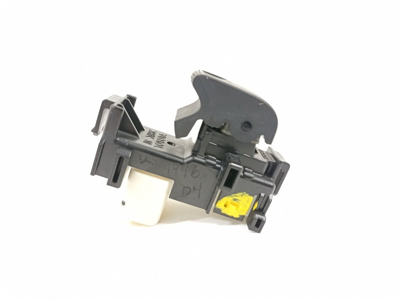Recambio de mando elevalunas delantero derecho para toyota yaris city referencia OEM IAM 848100D030 8292A43 