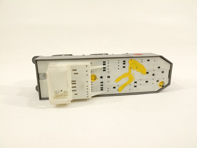 Recambio de mando elevalunas delantero izquierdo para toyota yaris city referencia OEM IAM 848200D260  