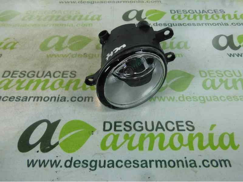 Recambio de faro antiniebla derecho para toyota avensis berlina (t25) 1.8 16v cat referencia OEM IAM 195921B  