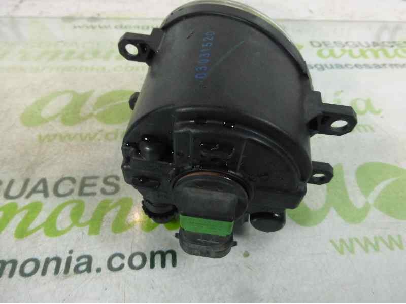 Recambio de faro antiniebla derecho para toyota avensis berlina (t25) 1.8 16v cat referencia OEM IAM 195921B  