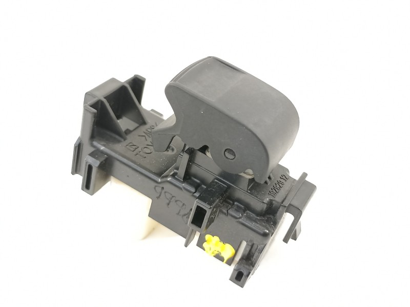 Recambio de mando elevalunas trasero izquierdo para toyota yaris city referencia OEM IAM 848100D030 8292A43 