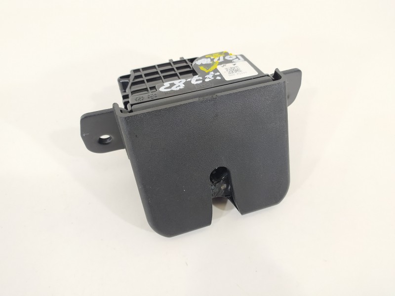 Recambio de cerradura maletero / porton para hyundai tucson kosmo 4wd referencia OEM IAM 81230D3000  