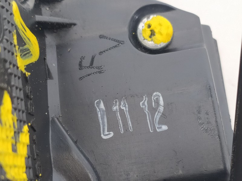 Recambio de cerradura puerta trasera izquierda para toyota auris hybrid active referencia OEM IAM   