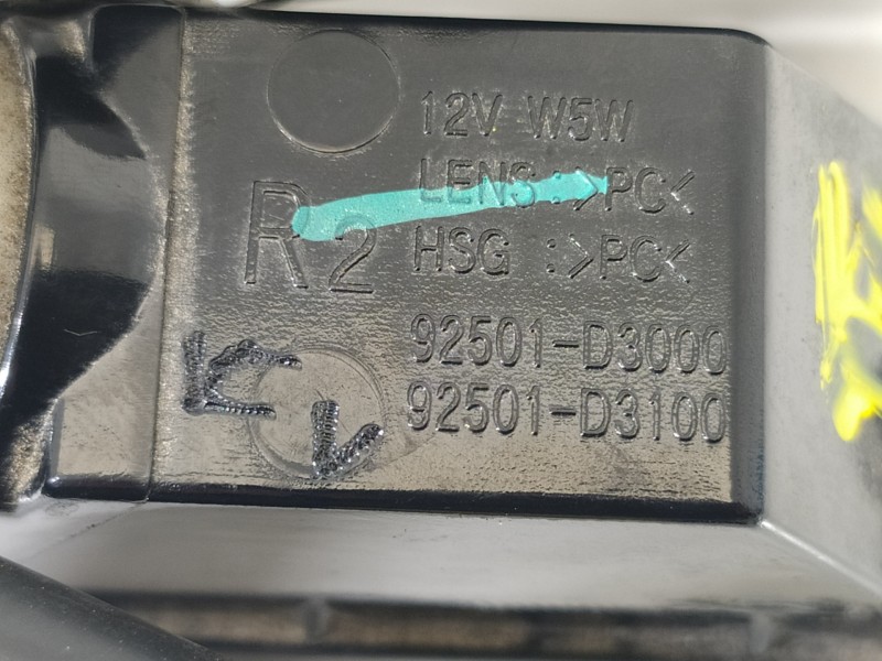 Recambio de maneta exterior porton para hyundai tucson kosmo 4wd referencia OEM IAM 92501D3000  