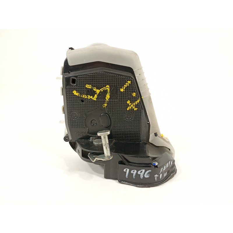 Recambio de cerradura puerta trasera izquierda para toyota yaris city referencia OEM IAM 690600D110  