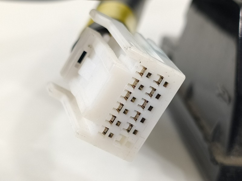 Recambio de maneta exterior porton para hyundai tucson kosmo 4wd referencia OEM IAM 92501D3000  