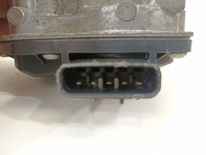 Recambio de valvula egr para toyota yaris city referencia OEM IAM 2580033011  