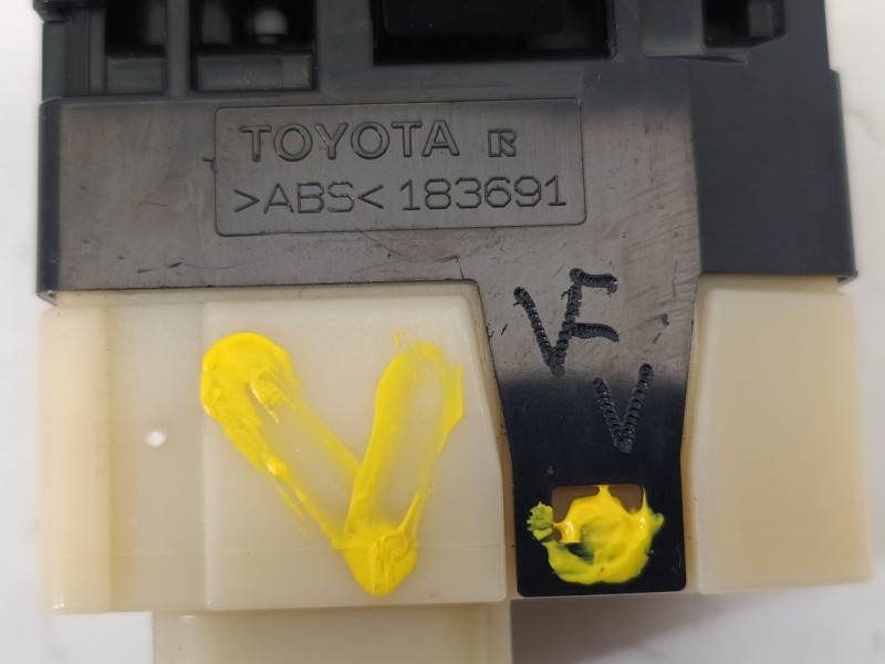 Recambio de mando retrovisor para toyota auris hybrid active referencia OEM IAM 8487002090C0 183691 9551A28