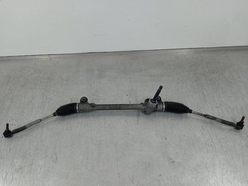 Recambio de cremallera direccion para toyota yaris city referencia OEM IAM 45295480B  