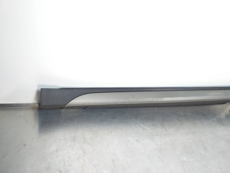 Recambio de faldon lateral para hyundai tucson kosmo 4wd referencia OEM IAM 87753D7100  