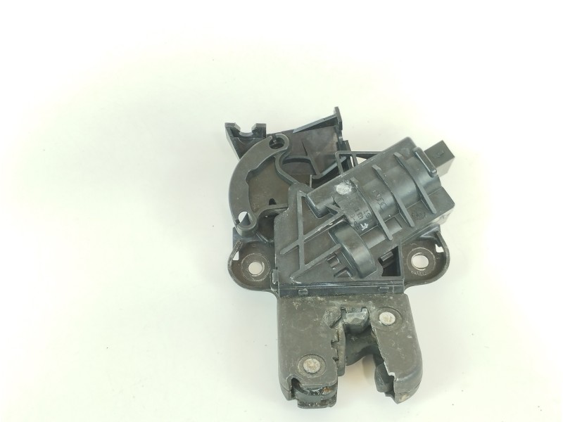 Recambio de cerradura maletero / porton para audi a8 (4e2) 3.7 quattro referencia OEM IAM 4E0827505C  