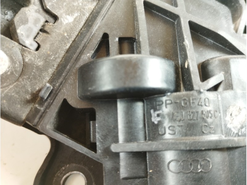 Recambio de cerradura maletero / porton para audi a8 (4e2) 3.7 quattro referencia OEM IAM 4E0827505C  
