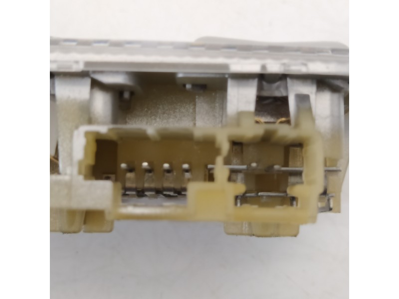 Recambio de luz interior para citroën c3 1.6 hdi audace referencia OEM IAM 9680713880  