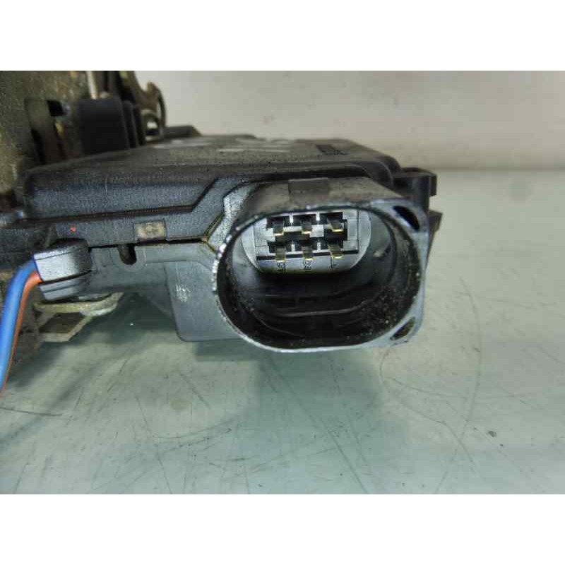 Recambio de cerradura puerta delantera derecha para skoda octavia berlina (1u2) 1.9 tdi glx referencia OEM IAM   