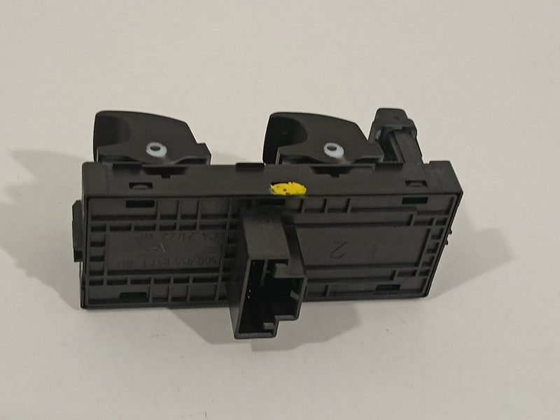 Recambio de mando elevalunas delantero izquierdo para seat arona xperience referencia OEM IAM 5G0959857F  