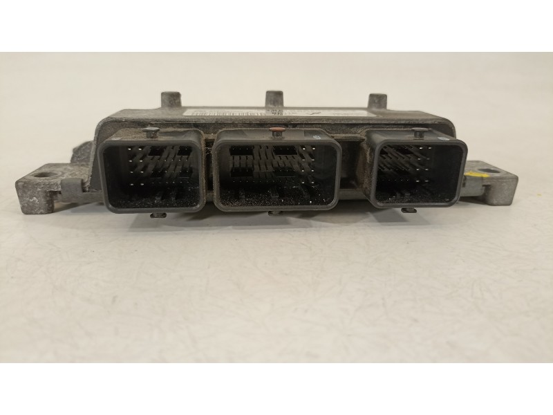 Recambio de centralita motor uce para ford fiesta (ccn) black edition referencia OEM IAM C1BG12A650AE S180047050 