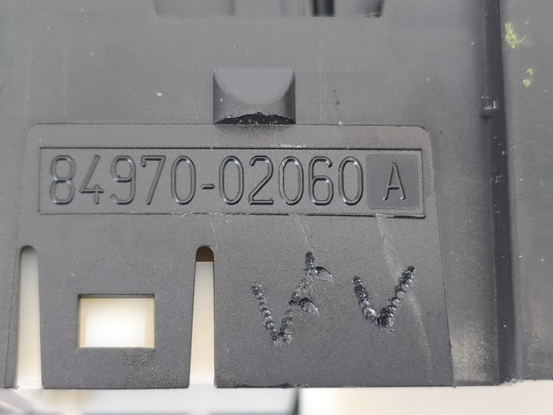 Recambio de mando multifuncion para toyota auris hybrid active referencia OEM IAM 8497002060  