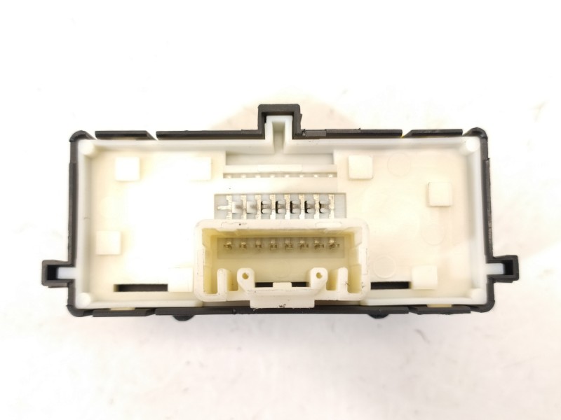 Recambio de mando multifuncion para toyota auris hybrid active referencia OEM IAM 8497002060  