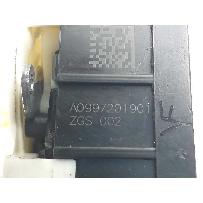 Recambio de cerradura puerta delantera izquierda para mercedes-benz clase cla (w117) cla 200 cdi (117.308) referencia OEM IAM A0