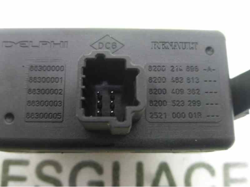 Recambio de warning para renault clio iii style referencia OEM IAM 8200214895  