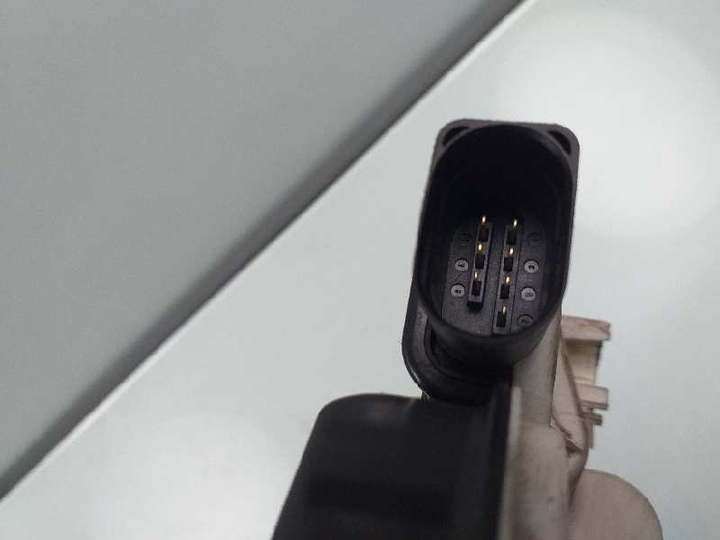 Recambio de cerradura puerta delantera izquierda para seat ibiza st (6j8) style referencia OEM IAM 5N1837015C  