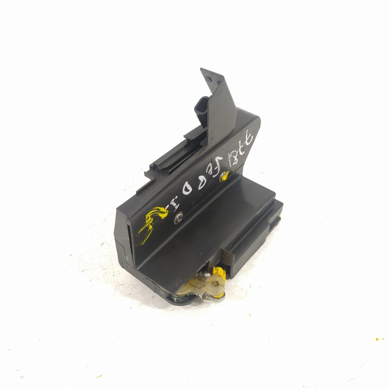 Recambio de cerradura puerta delantera izquierda para dacia sandero 1.5 dci fap referencia OEM IAM 805039362RB  