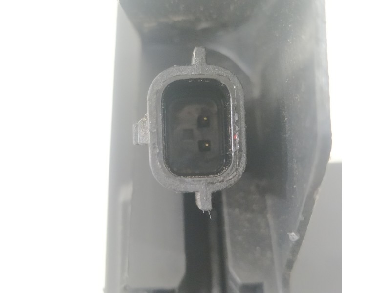 Recambio de cerradura puerta delantera izquierda para dacia sandero 1.5 dci fap referencia OEM IAM 805039362RB  