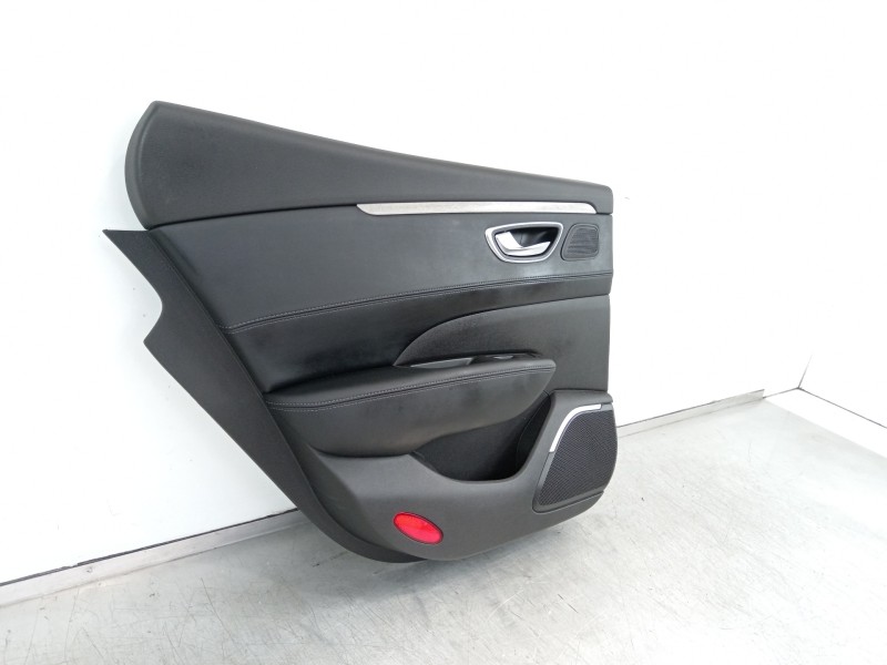Recambio de guarnecido puerta trasera izquierda para renault talisman business referencia OEM IAM 829019560R  