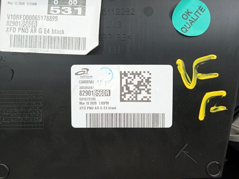 Recambio de guarnecido puerta trasera izquierda para renault talisman business referencia OEM IAM 829019560R  