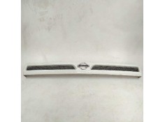 Recambio de rejilla delantera para nissan trade 100 caja cerrada, techo elevado referencia OEM IAM   