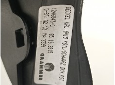 Recambio de apoyabrazos central para mercedes-benz clase cla (w117) cla 200 cdi (117.308) referencia OEM IAM A2466800819   2