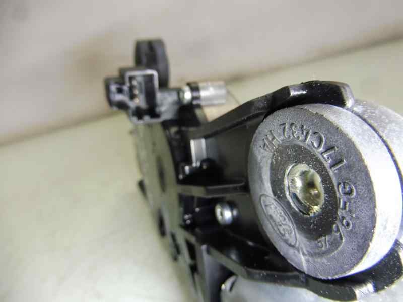 Recambio de motor limpia trasero para ford fiesta (ccn) trend referencia OEM IAM 8A61A17K441AE 0390201252 