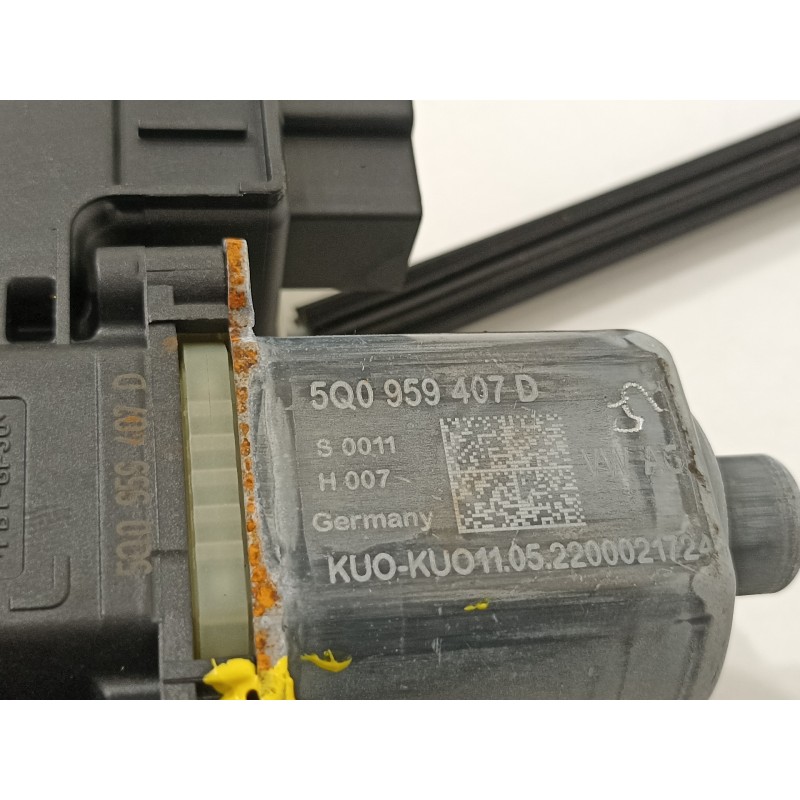 Recambio de elevalunas trasero izquierdo para seat arona xperience referencia OEM IAM 6F0839461C 5Q0959407D 0130822695