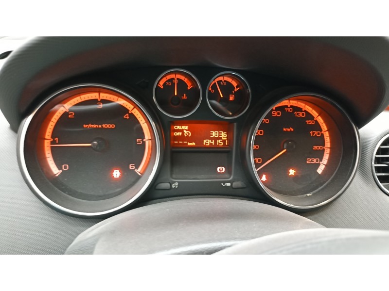 Recambio de cuadro instrumentos para peugeot 308 envy referencia OEM IAM 9674936280  