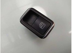 Recambio de mando elevalunas trasero derecho para mercedes-benz clase cla (w117) cla 200 cdi (117.308) referencia OEM IAM A20490