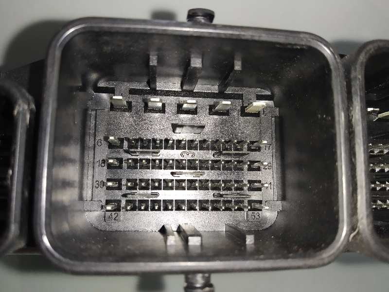Recambio de centralita motor uce para peugeot 208 allure referencia OEM IAM 9807885980 0281030546 