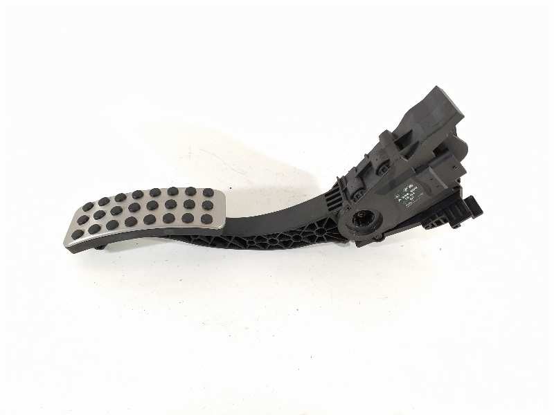 Recambio de potenciometro pedal para mercedes-benz clase cla (w117) cla 200 cdi (117.308) referencia OEM IAM A2463001604  
