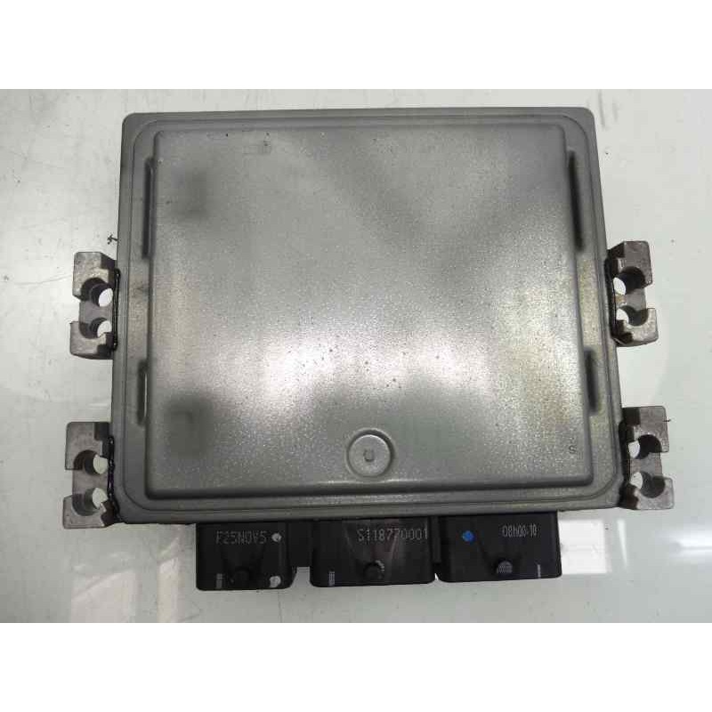 Recambio de centralita motor uce para renault scenic ii confort dynamique referencia OEM IAM 8200565863 8200592611 122326109