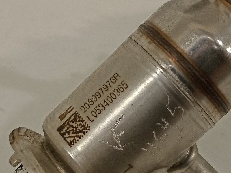 Recambio de inyector para renault talisman business referencia OEM IAM 208997976R  