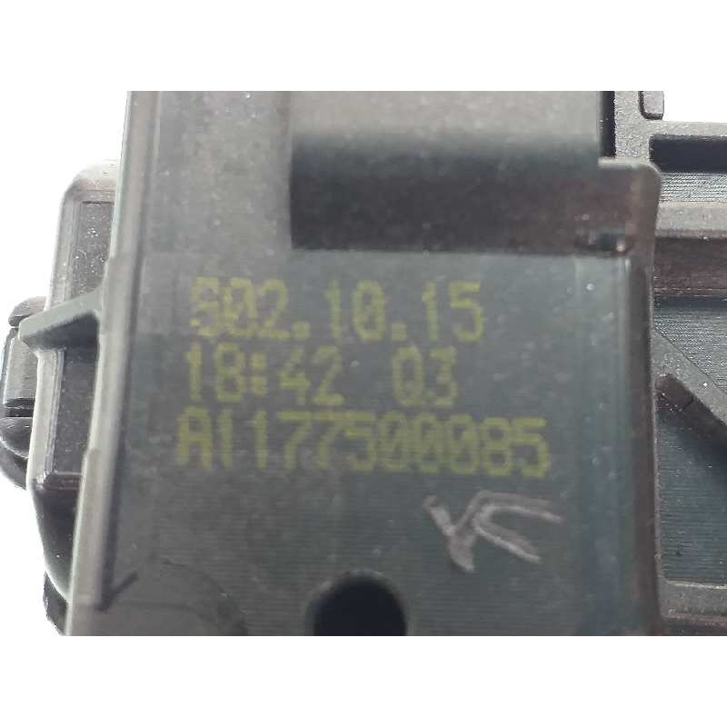 Recambio de cerradura maletero / porton para mercedes-benz clase cla (w117) cla 200 cdi (117.308) referencia OEM IAM A1177500085