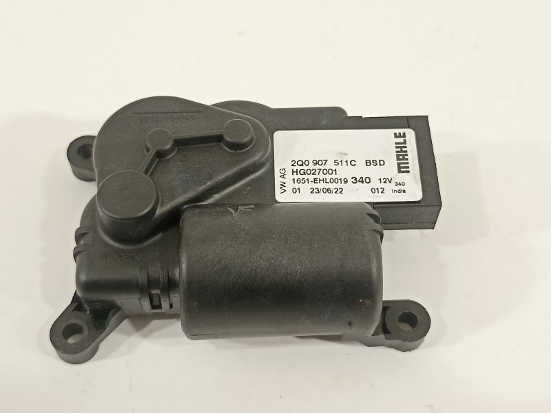 Recambio de motor apertura trampillas climatizador para seat arona xperience referencia OEM IAM 2Q0907511C HG027001 