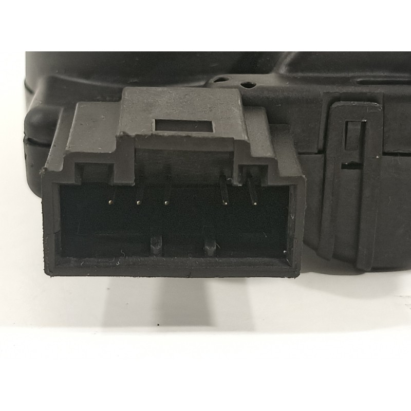 Recambio de motor apertura trampillas climatizador para seat arona xperience referencia OEM IAM 2Q0907511C HG027001 
