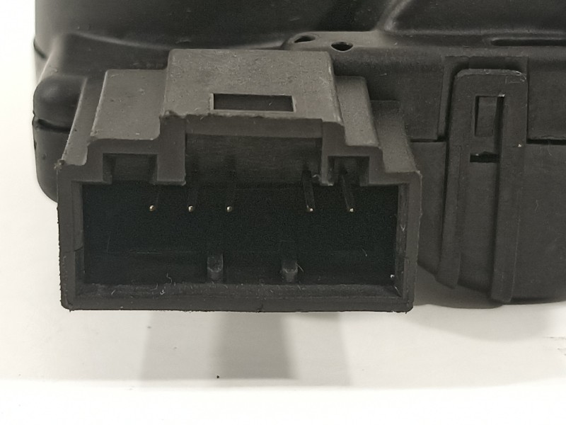 Recambio de motor apertura trampillas climatizador para seat arona xperience referencia OEM IAM 2Q0907511C HG027001 
