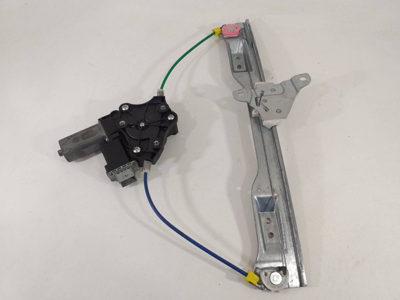 Recambio de elevalunas delantero izquierdo para opel corsa e selective referencia OEM IAM 13447038 541613212 71019003