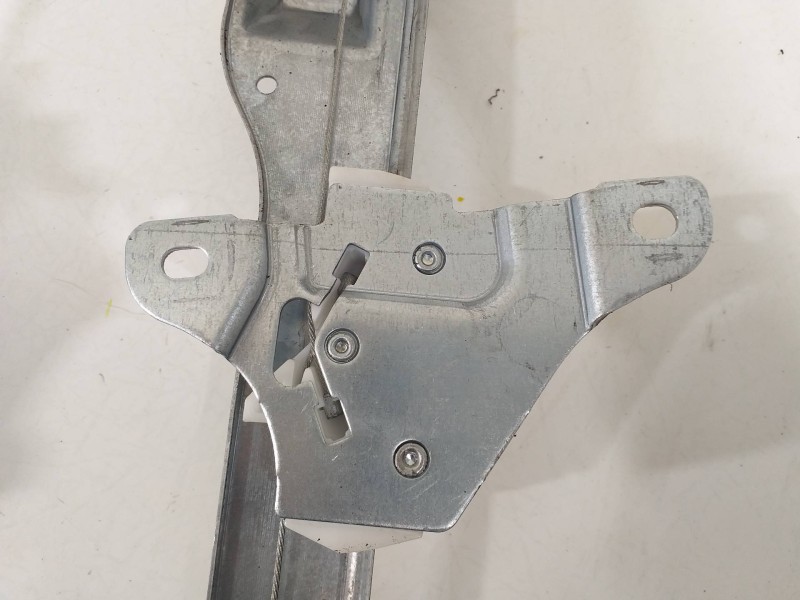 Recambio de elevalunas delantero izquierdo para opel corsa e selective referencia OEM IAM 13447038 541613212 71019003