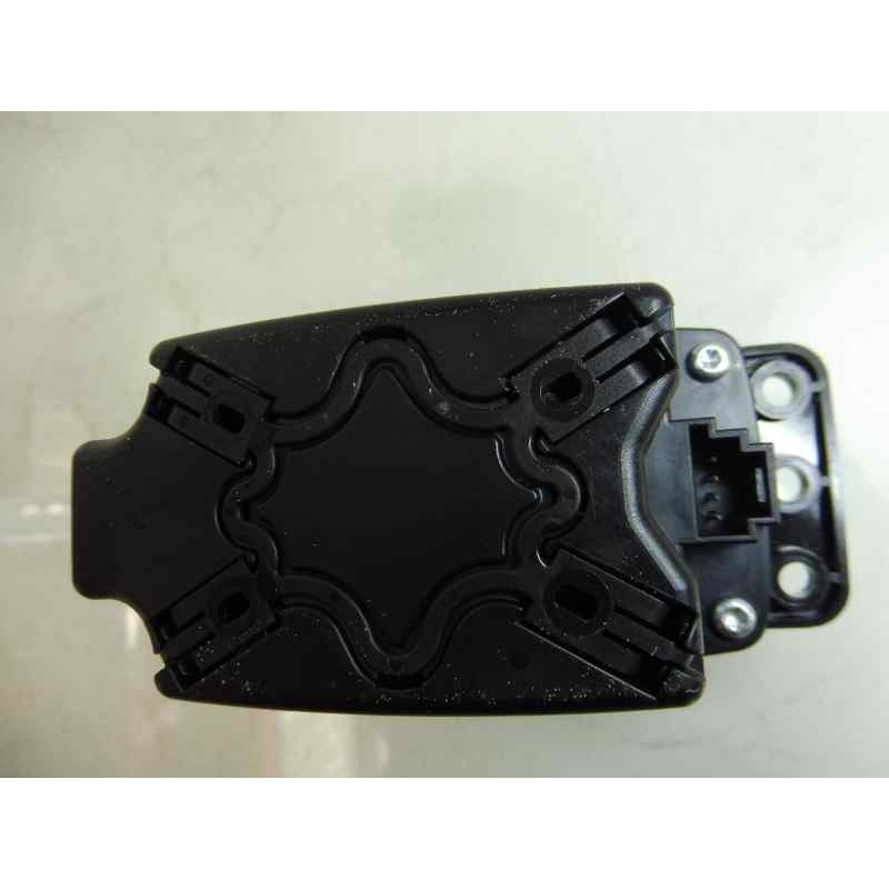 Recambio de mando multifuncion para mercedes-benz clase cla (w117) cla 200 cdi (117.308) referencia OEM IAM A2469009815 A2469010