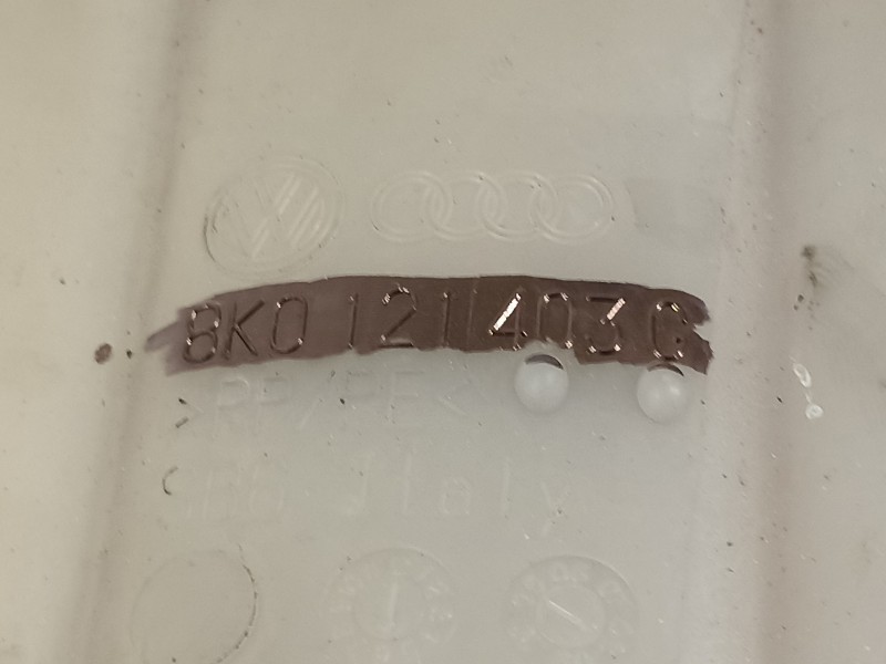 Recambio de deposito expansion para audi a5 sportback (8t) 2.0 tdi (105kw) referencia OEM IAM 8K0121403G  