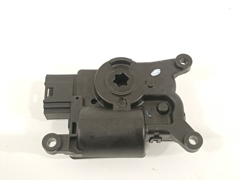 Recambio de motor apertura trampillas climatizador para seat arona xperience referencia OEM IAM 2Q0907511A HG026001 