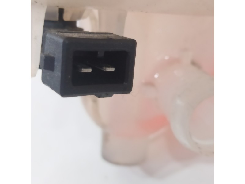 Recambio de deposito expansion para jaguar xf 4.2 v8 premium luxury referencia OEM IAM CX238A080AB 8X238A080AG 