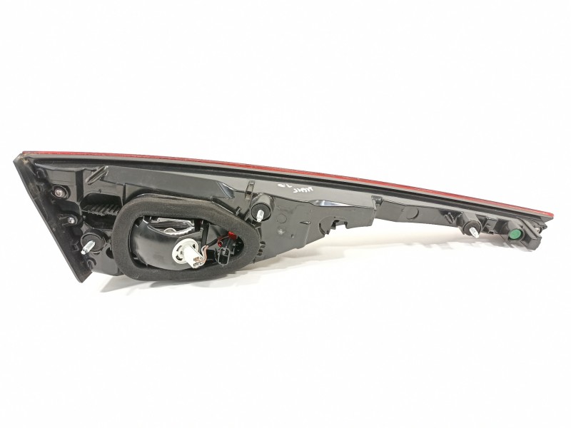 Recambio de piloto trasero derecho en porton para renault talisman business referencia OEM IAM 265503924R  